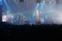 写真は11月30日のSuG主催イベント「SuGフェス2009 Alternative POP Show ～ Vol.6」の様子。