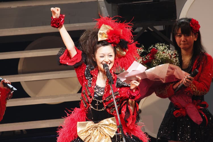 モーニング娘。久住小春、涙と笑顔いっぱいの卒業式 - 音楽ナタリー