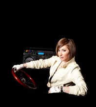 LISAは11月に4thアルバム「Disco Volante」をリリースした。