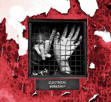 1月22日には、THE YELLOW MONKEYが1997年に発表したアルバム「SICKS」のBlu-spec仕様デジタルリマスター盤に未発表デモ音源CD、レコーディングドキュメントDVDを加えた3枚組特別盤「COMPLETE SICKS」（写真）もリリースされる。