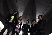 CROSSFAITHは2月6日・7日に渋谷CLUB QUATTROで行われるイベント「SCREAM OUT FEST 2010」にも出演。