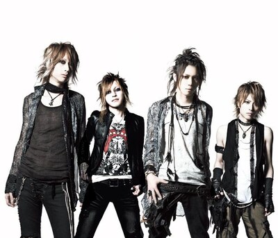 2DAYSライブ「D'espairsRay LIVE SHOW CASE“LOVE IS DEAD”」のチケットは現在好評発売中。