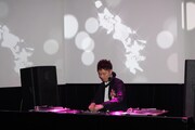 Jazztronikの野崎良太は「最初の頃は映像を観ないとわからないから、制作途中の曲をドラマにあわせて変えていった」と、ドラマ放送中にも劇中音楽を作ったことを明かした。