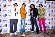 2009年12月15日に行われた「龍が如く4 伝説を継ぐもの」テーマソング発表会にて。左からRYO the SKYWALKER、Zeebra、Mummy-D、DJ Hasebe a.k.a Old Nick。