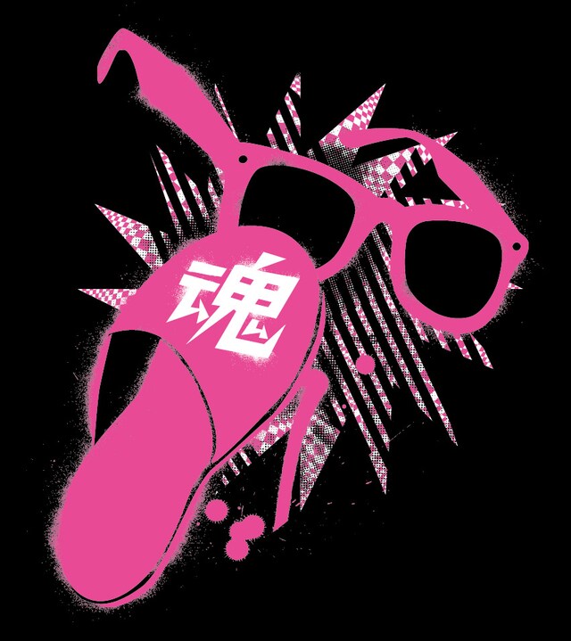 写真はブラック×ピンクの組み合わせ。