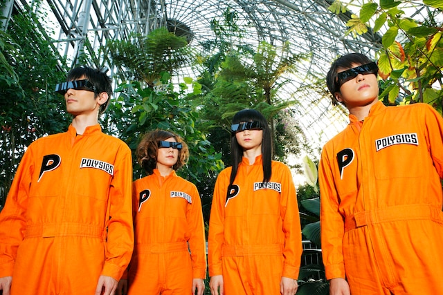 カヨ（写真右から2人目）は「武道館の後は皆さんと一緒に客席からPOLYSICSを見守っていきたいと思います。POLYSICSのステージを客席から見るのは、私の夢でもあったんです」ともコメント。新たな形態となるPOLYSICSがどんなステージを見せるのかにも注目だ。