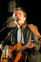 テレビ嫌いで知られる岡林信康だが、復活後は昨年10月にNHK-BS2「大集合！青春のフォークソング」、今年1月にフジテレビ系「MUSIC FAIR」に出演している。