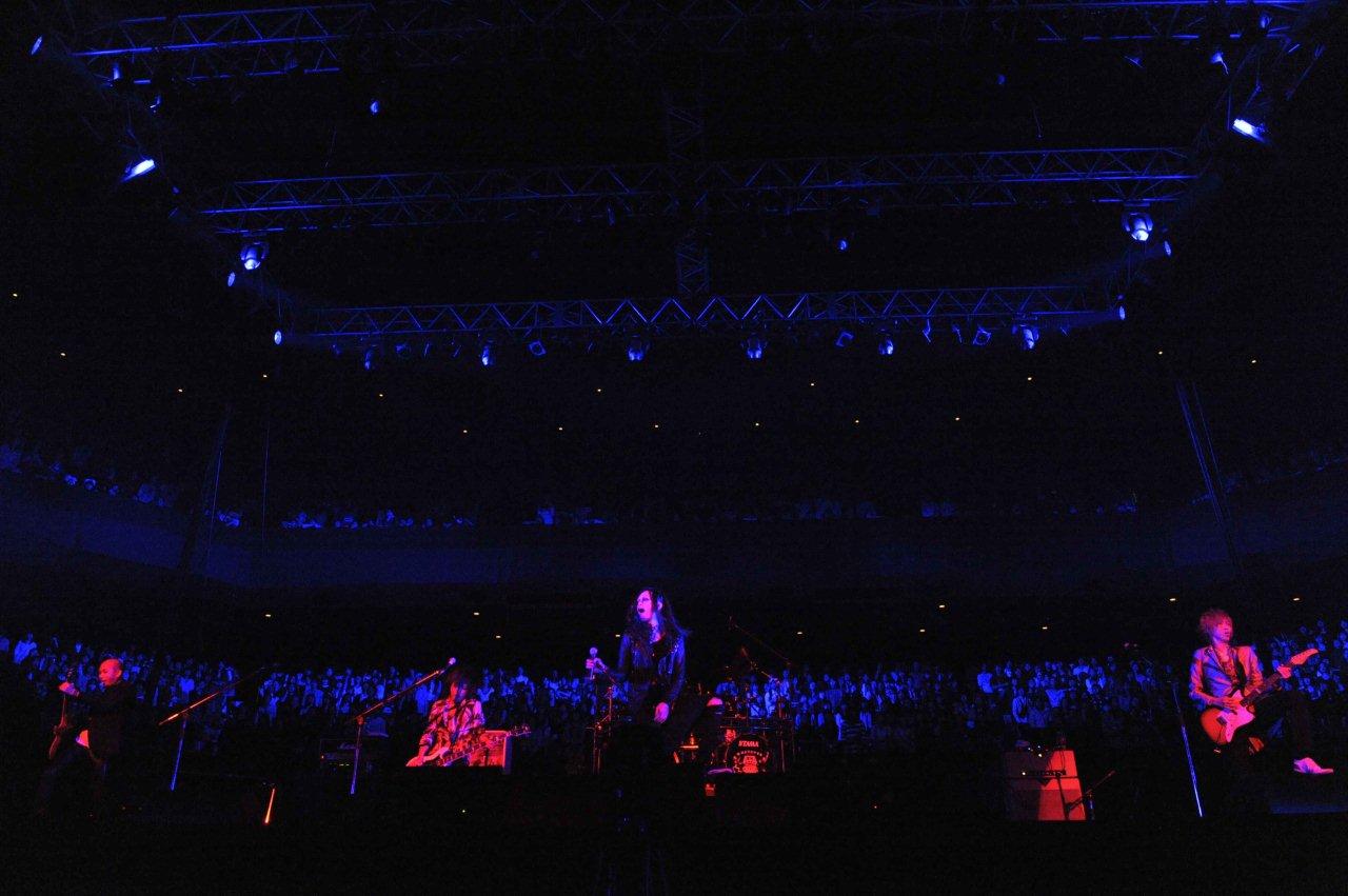 逹瑯（Vo/ムック）、Shinji（G/シド）、加藤貴之（G/兎-usagi-）、明希（B/シド）、ケンゾ（Dr/彩冷える）によるSession D。