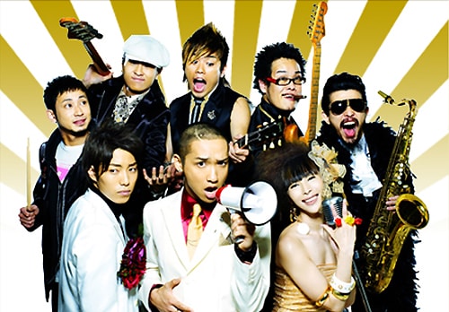 2009年9月11日にはサックスのSALAD陽仁が脱退していた5050 FIFTY-FIFTY。オフィシャルサイトには「本来ならば、応援してくださった皆様の前で活動休止ワンマンライブ等々の、きちんとした区切りをつけるべき所ではありますが、諸事情により困難になってきました」というコメントが掲載されている。