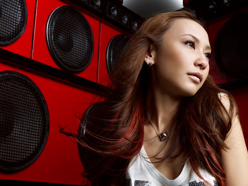 CD＋DVD盤のDVDには、フィーチャリングアーティストが出演するビデオクリップなどを収録予定。