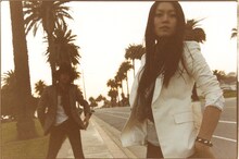 ニューアルバム収録の新曲「This way」が、TBS系トークバラエティ「A-Studio」の番組初テーマ曲に決定したLOVE PSYCHEDELICO。1月8日（金）の放送からオンエアがスタートしている。