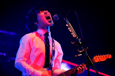 「祭りのあと」を歌い終えた後、小出は「武道館……また会おうぜ」と自分に言い聞かせるように観客と再会を約束した。