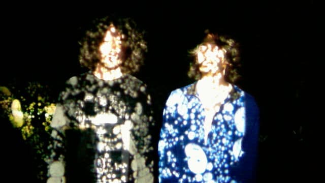 aMは2003年に「cross_the_circle」、2005年に「KNEwwaVE」と、これまで2枚のアルバムをリリース。