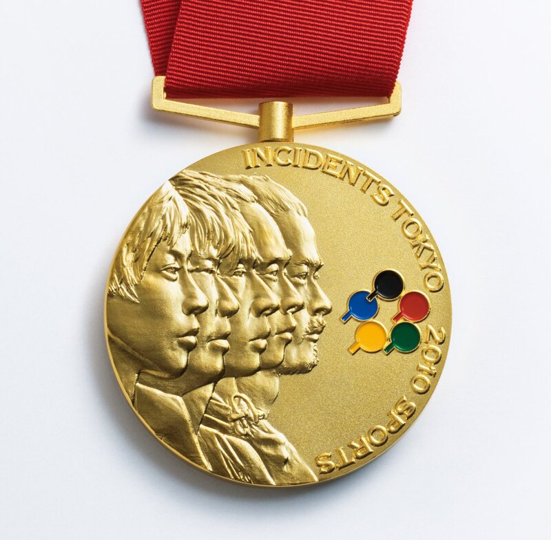 全国のCDショップでは、東京事変のニューアルバム「スポーツ」（写真）発売記念キャンペーンを実施中。対象店舗にて対象商品を購入すると、「東京事変クリアファイル」もしくは「椎名林檎クリアファイル」がプレゼントされる。詳しくは東京事変のレーベルサイトを確認しよう。