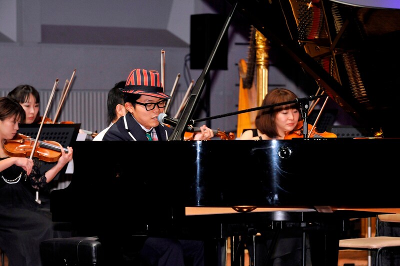 着うた配信サイト「オーガスタサウンドプラス」「DAM★うた」では、さかいの新曲「まなざし☆デイドリーム」の着うた音源を配信中。