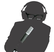 こちらが気になるゲストのシルエット。なお、現在ナタリーPower Pushではミドリカワ書房と盟友・茂木淳一の対談を掲載中。