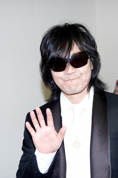 ToshI（写真は1月18日に行われた記者会見より）のソロ活動“さよならコンサート”の全貌がついに明らかに。赤坂BLITZの最大収容人数は約1400人のため、チケット争奪戦の激化は必至だ。