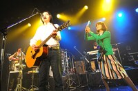 ステージに登場した“ストーカー”山口尚美。彼女のブログでは当日の舞台裏やリハーサルの様子が詳細に紹介されている（PHOTO BY：鈴木恵）。