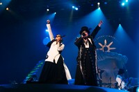 2日目の最後にはメンバー全員が一列に整列し、マイクを置いて「ありがとう！」と生声でファンに感謝の気持ちを述べた。