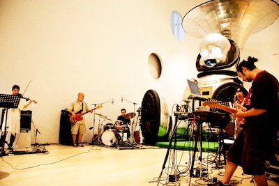 晴れたら空に豆まいてのサイトではチケットの予約を受付中（写真はMAS）。