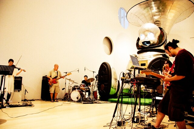 晴れたら空に豆まいてのサイトではチケットの予約を受付中（写真はMAS）。