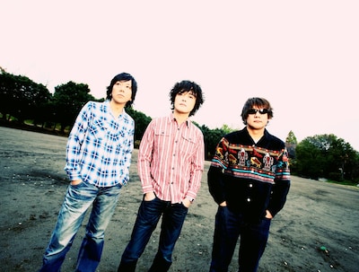 写真は本物のthe pillows。