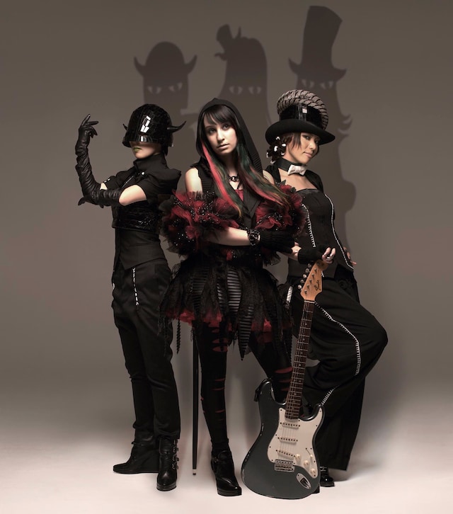 現在YouTubeのフォーライフ公式チャンネルでは、アルバムの収録曲「明日 / with Blaise Plant (MONKEY MAJIK)」のビデオクリップが公開されている。