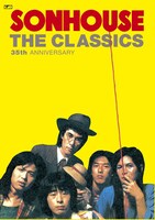 BOXセット「THE CLASSICS ～35th anniversary～」（写真）にはデビューパンプレットの復刻品や、最新ヒストリーインタビューと貴重な写真が掲載されたCDサイズブックレットが付属する。