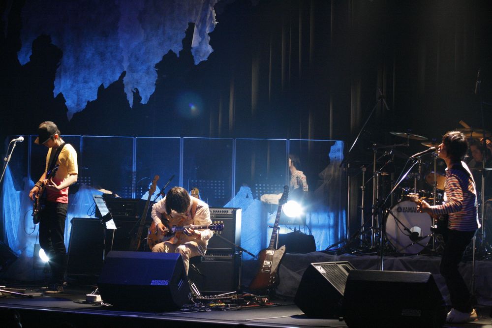 「いい音楽を作って、札幌から全国に発信して行きたい」と語ったメンバーたち。MCでは年内に新作をリリースすることを観客に約束しており、次回作ではツアーで得た経験を生かしたサウンドが期待できそうだ。
