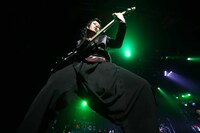 愁（B）（撮影：平沼久奈）