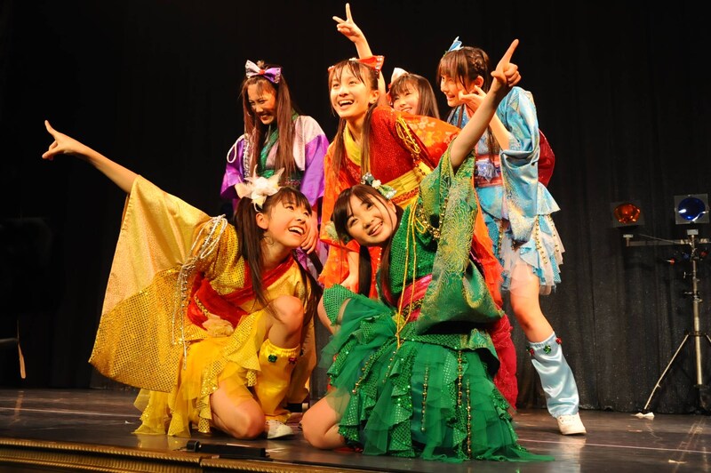 客席から熱狂的な歓声が送られたももいろクローバー。