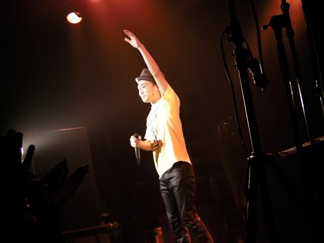 2月17日にはニューシングル「終わりと始まり」をリリースする。