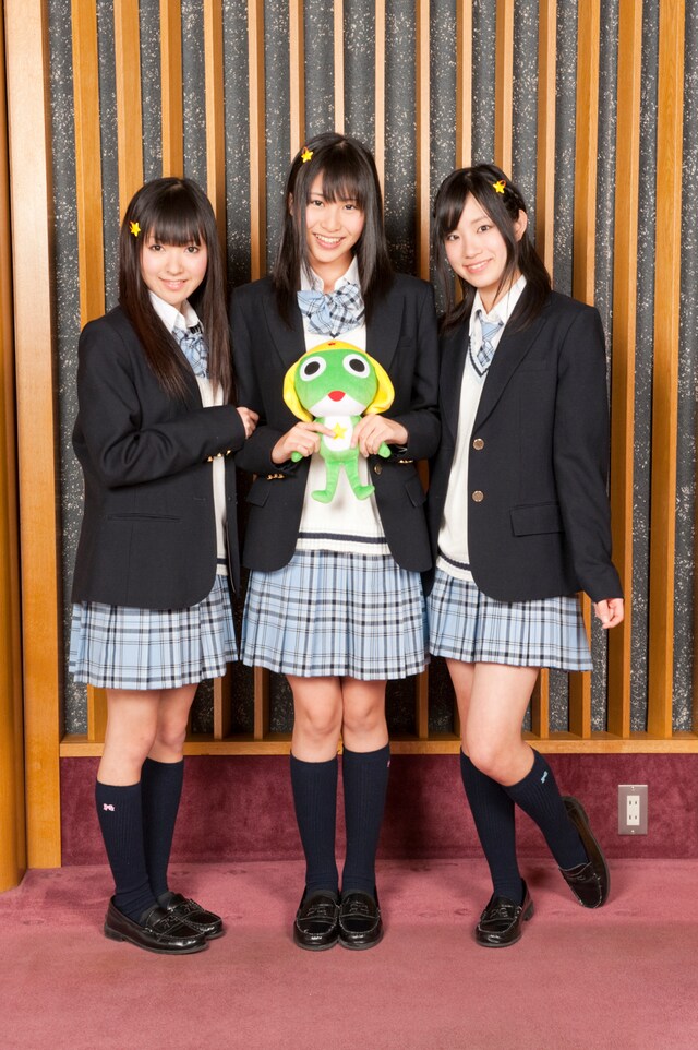 ケロロガールズ（写真左から松下唯、向田茉夏、矢神久美）