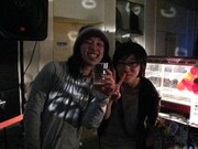 写真は昨年行われたアルバム「シンシロ」試聴会の様子。