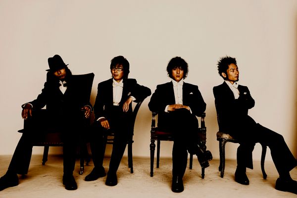 ツアーの開催にあわせてオフィシャルTwitterアカウントを開設したFoZZtone。メンバーやスタッフがさまざまなことをつぶやいているので、ファンはフォローしておこう。