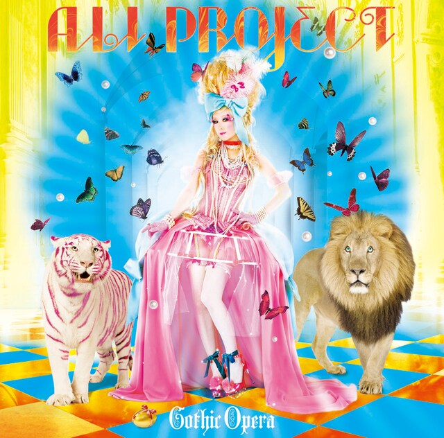 1月リリースのベストアルバム「La Vita Romantica」、ライブDVD「TOUR'09 Poison～毒を食らわば皿まで」に続き、早くも新作オリジナルアルバムが登場（写真はニューアルバム「Gothic Opera」ジャケット）。