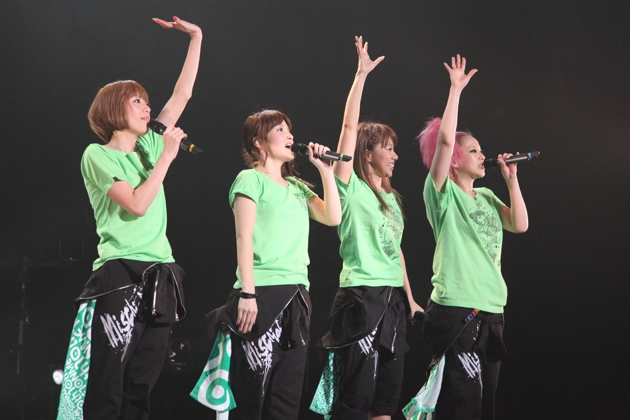 写真は2月19日のSHIBUYA-AX公演「メロン記念日 10th ANNIVERSARY LIVE【生誕3654日感謝祭】」より。