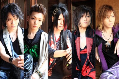 今回の発表にあわせて10周年記念特設サイトもオープン。サイトでは今後特別映像などを随意公開していく。