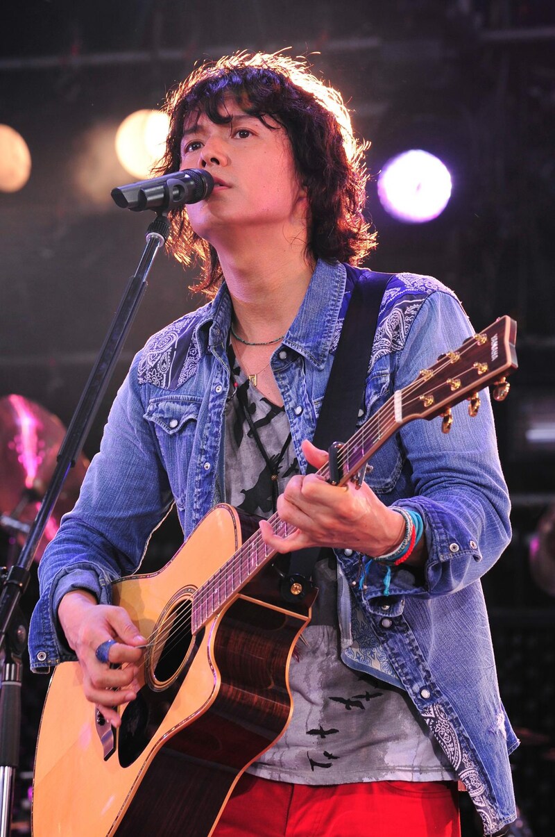 福山雅治は3月21日にデビュー20周年を迎える。