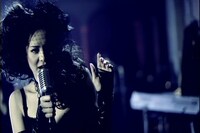 このDVDはLIV MOONが構築する幻の世界がコンセプト（写真はDVD「LIV MOON the story～幻影～」より）。