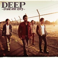 写真はアルバム「DEEP ～brand new story～」CD盤ジャケット