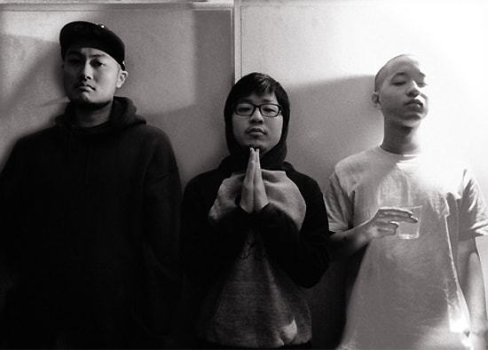 iTunes Storeでの「DAVID インスト」の配信価格は900円。会場限定CDが販売されたライブイベントは、タワーレコード渋谷店のインストアとしては過去最高の動員を記録した。