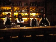 HiGE、対バン企画大阪編決定＆新曲ビデオでバーテンに