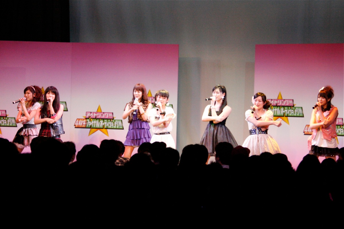 アイドリング!!!のミニライブより。