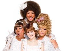 映画主題歌「アイドルみたいに歌わせて」を歌う矢島美容室 feat. プリンセス・セイコ。