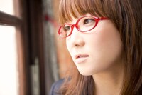 今年デビュー5周年を迎え、7月には大阪城野外音楽堂ワンマンも控えている奥華子。