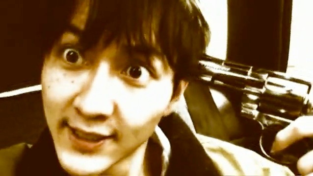 「僕のブルース」PVのワンシーン。
