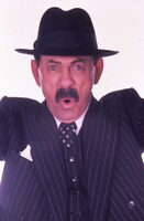 スキャットマン・ジョンは1994年（日本では1995年）発売のシングル「Scatman」で一躍有名に。CM出演などで話題を呼んだ。