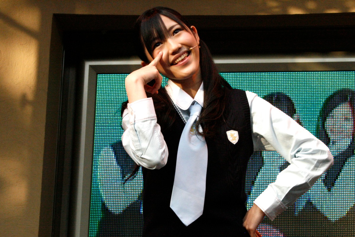 渡辺麻友