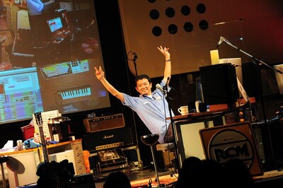 写真は9月8日にシングルカットされる「最強のこれから」がレコーディングされたツアー初日の渋谷duo MUSIC EXCHANGE公演の様子。